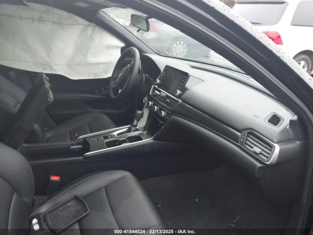 1HGCV1F36NA108616 Honda Accord Sport