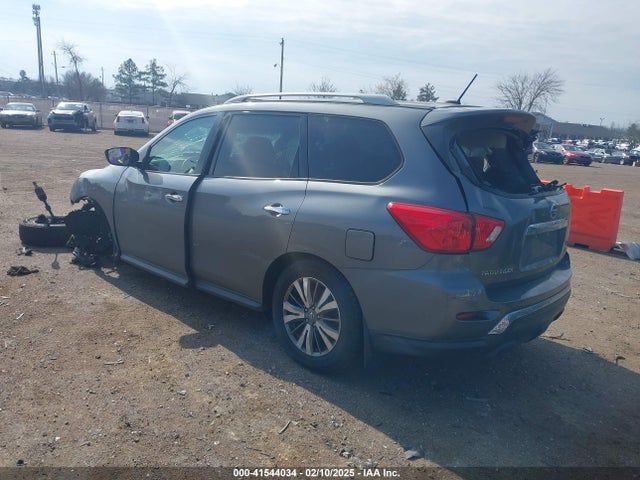5N1DR2MMXJC656654 Nissan Pathfinder S