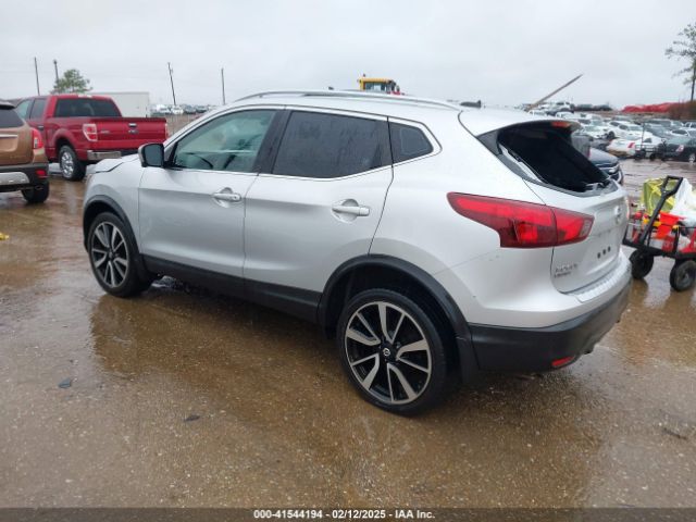 2018 NISSAN ROGUE SPORT JN1BJ1CP1JW500190 Photo 2