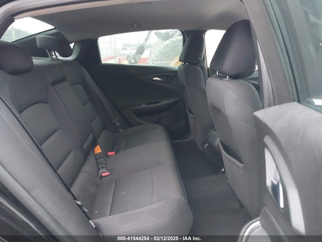 1G1ZB5ST6HF226051 Chevrolet MALIBU LS