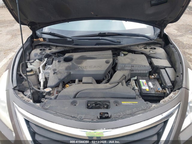 Nissan Altima 2.5 S 2015 1N4AL3AP7FN918869 Image 10