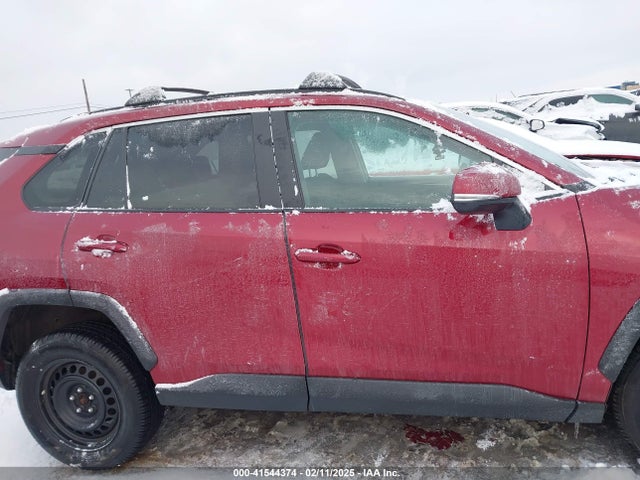 Toyota RAV4 LE 2019 2T3G1RFV6KC031823 Image 13