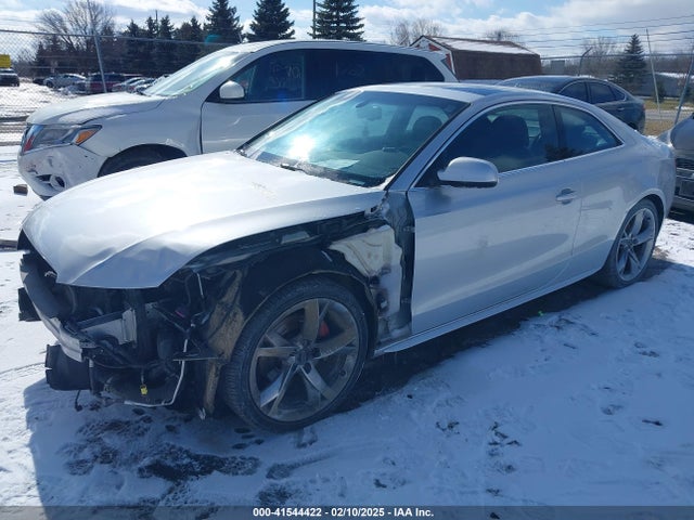 2010 AUDI A5 WAU4FAFR6AA060630 Photo 1