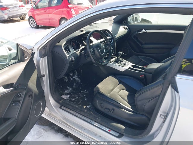 2010 AUDI A5 WAU4FAFR6AA060630 Photo 4