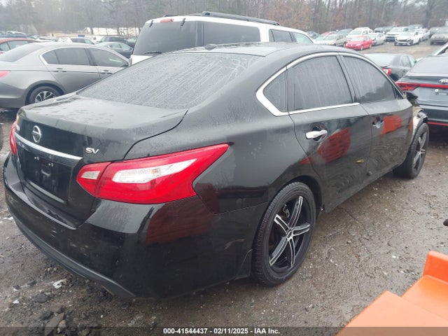 1N4AL3AP0HC153079 Nissan Altima 2.5 Sv
