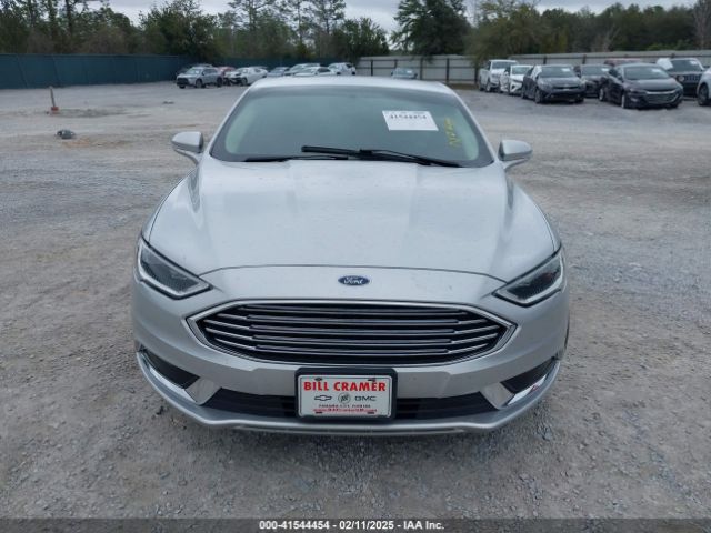 3FA6P0H94JR107827 Ford FUSION SE