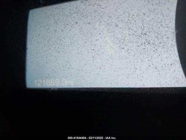 3FA6P0H94JR107827 Ford FUSION SE