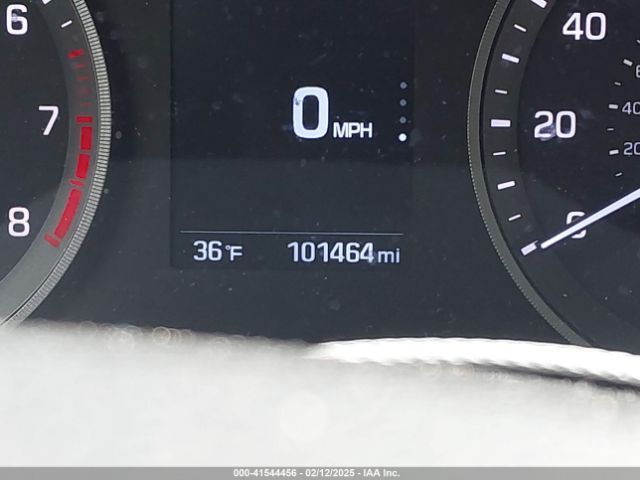 KM8J3CA26HU393354 Hyundai Tucson Sport