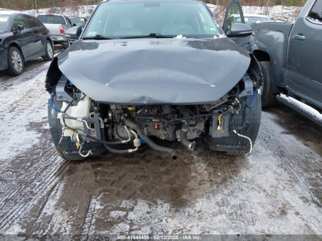 KM8J3CA26HU393354 Hyundai Tucson Sport