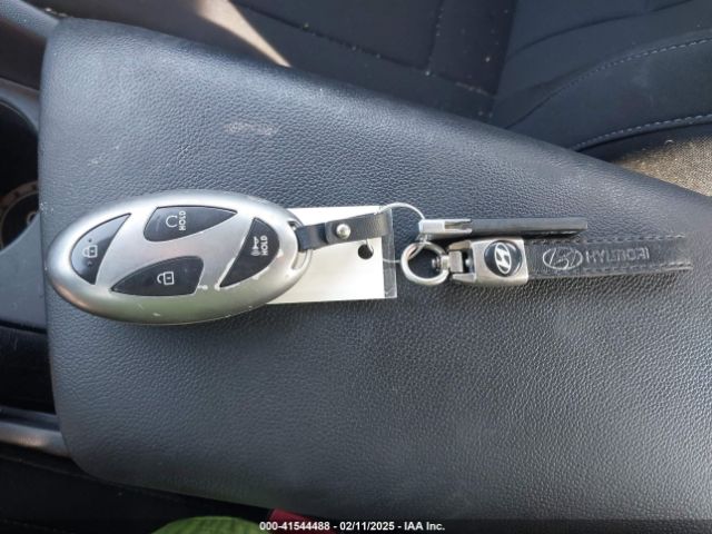 KMHLM4DG0RU638198 Hyundai ELANTRA SEL