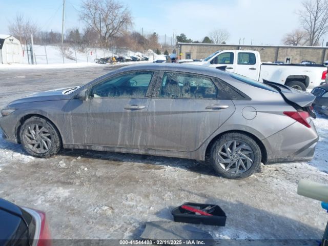 KMHLM4DG0RU638198 Hyundai ELANTRA SEL