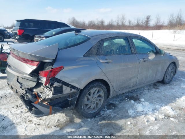KMHLM4DG0RU638198 Hyundai ELANTRA SEL