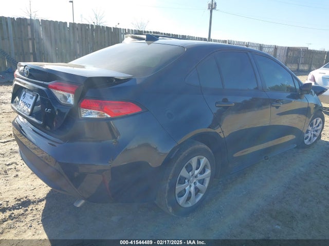 JTDEPMAE0NJ213678 Toyota COROLLA LE
