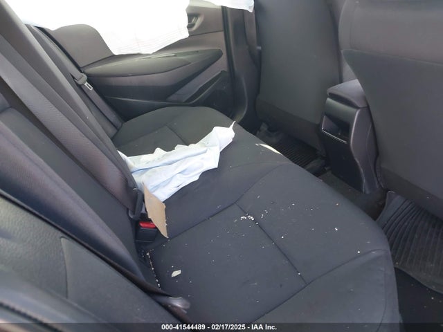 JTDEPMAE0NJ213678 Toyota COROLLA LE