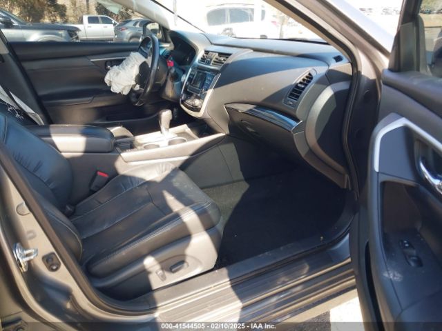 1N4AL3AP2JC250306 Nissan Altima 2.5 Sl