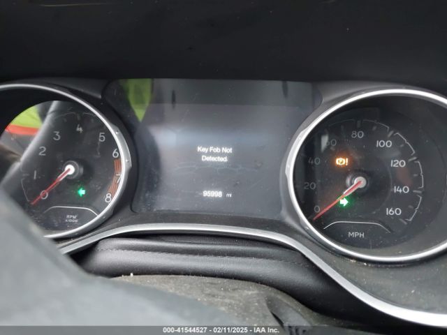 3C4NJDBB0JT350175 Jeep Compass Latitude 4x4