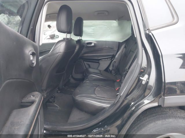 3C4NJDBB0JT350175 Jeep Compass Latitude 4x4