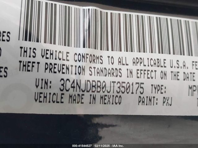 3C4NJDBB0JT350175 Jeep Compass Latitude 4x4
