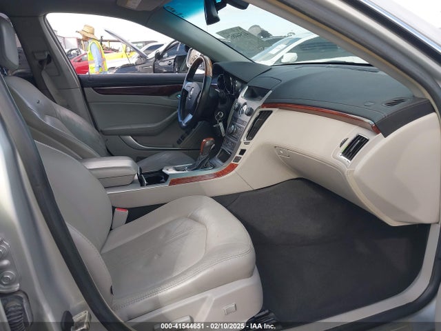 2009 CADILLAC CTS 1G6DJ577690159748 Photo 4