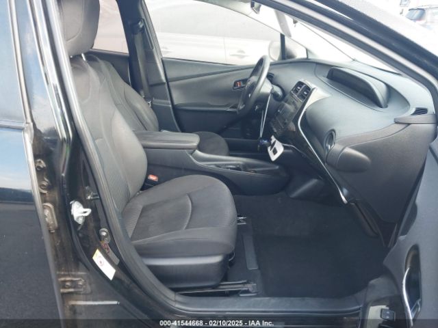 JTDKBRFU1G3007467 Toyota Prius Two