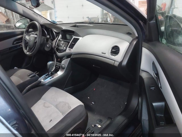 Chevrolet Cruze Ls Auto 2014 1G1PA5SG1E7239423 Image 5