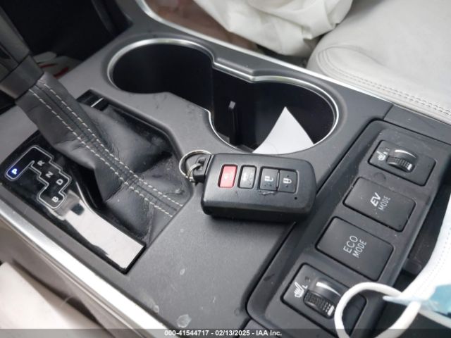 4T1BD1FK9HU224198 Toyota Camry Hybrid Xle
