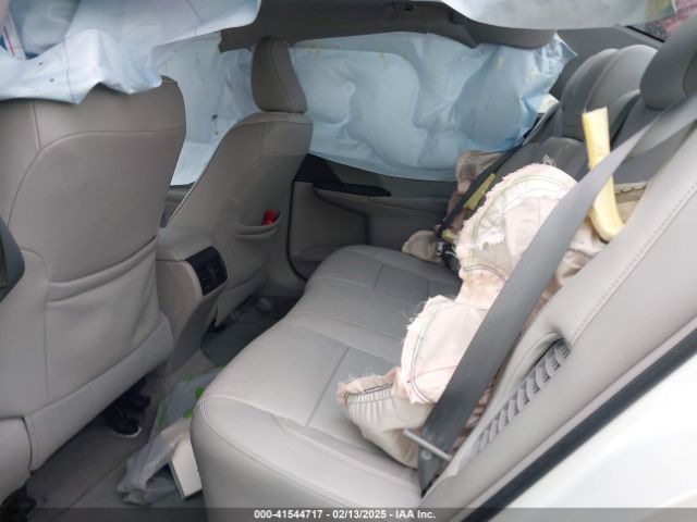 4T1BD1FK9HU224198 Toyota Camry Hybrid Xle