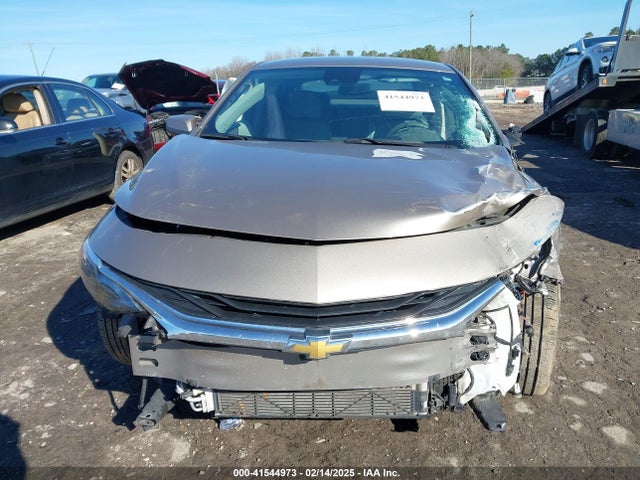 1G1ZD5ST3PF128605 Chevrolet Malibu Fwd 1lt