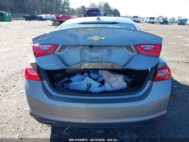 1G1ZD5ST3PF128605 Chevrolet Malibu Fwd 1lt