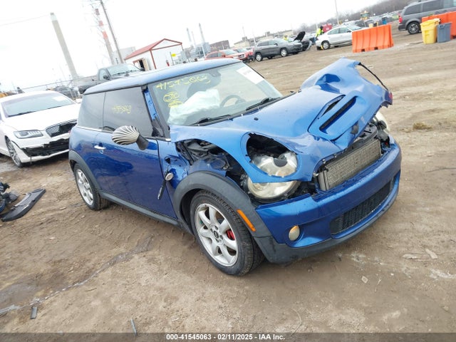 2009 MINI COOPER S WMWMF73569TT95777 Photo 0