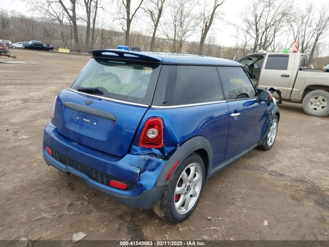 2009 MINI COOPER S WMWMF73569TT95777 Photo 3