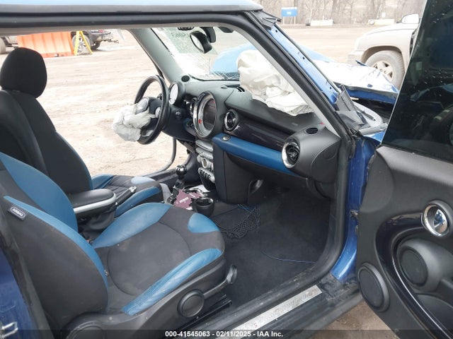 2009 MINI COOPER S WMWMF73569TT95777 Photo 4