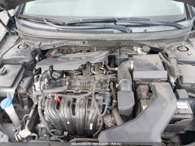 5NPE24AF2KH769003 Hyundai SONATA SE