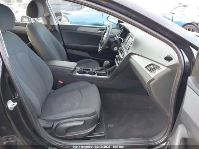 5NPE24AF2KH769003 Hyundai SONATA SE