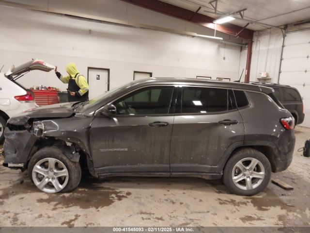 3C4NJDAN8PT531397 Jeep Compass Sport 4x4