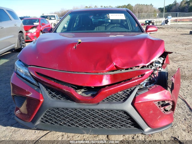 4T1B11HKXJU611094 Toyota CAMRY SE
