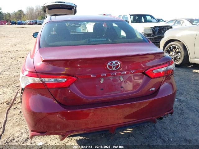 4T1B11HKXJU611094 Toyota CAMRY SE