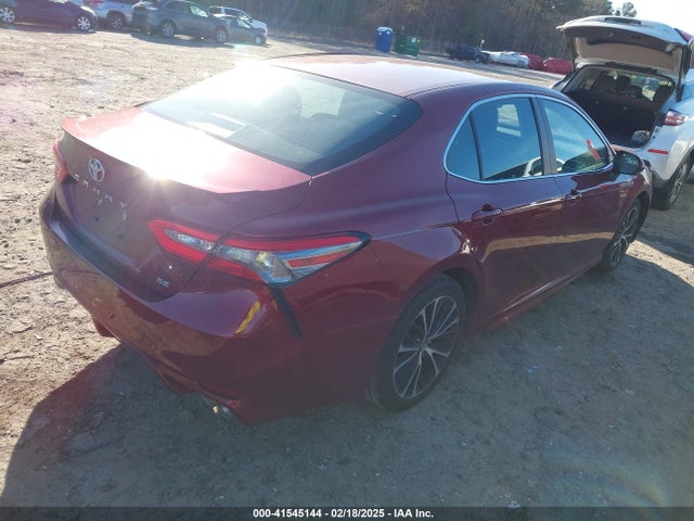 4T1B11HKXJU611094 Toyota CAMRY SE