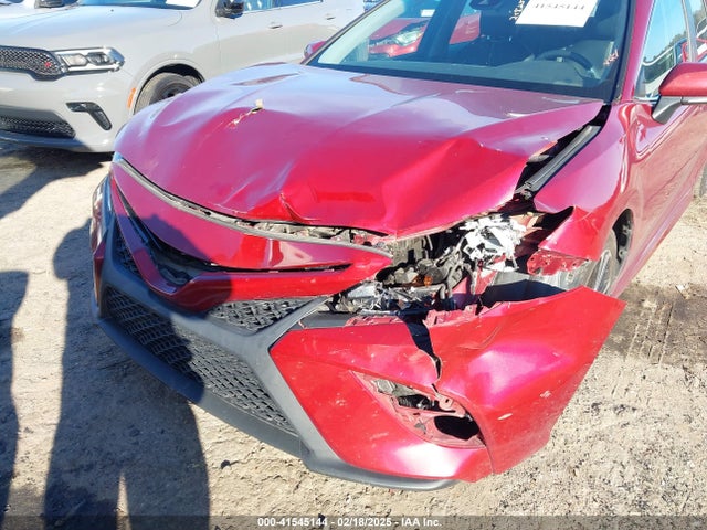 4T1B11HKXJU611094 Toyota CAMRY SE