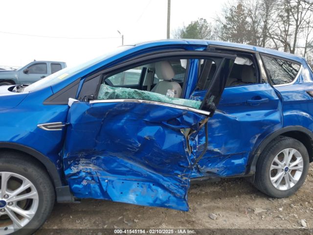 1FMCU0GD8HUB64784 Ford ESCAPE SE