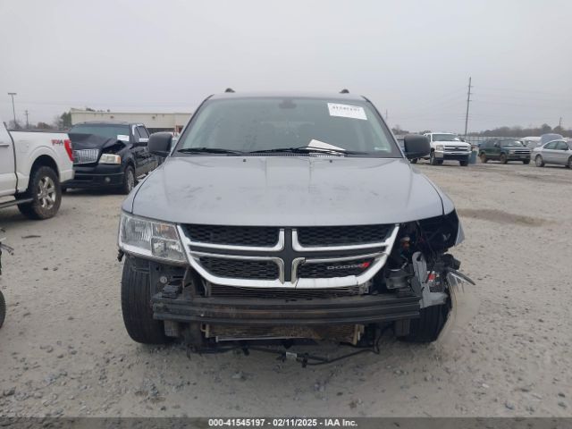 3C4PDCAB9JT520769 Dodge JOURNEY SE