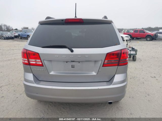 3C4PDCAB9JT520769 Dodge JOURNEY SE