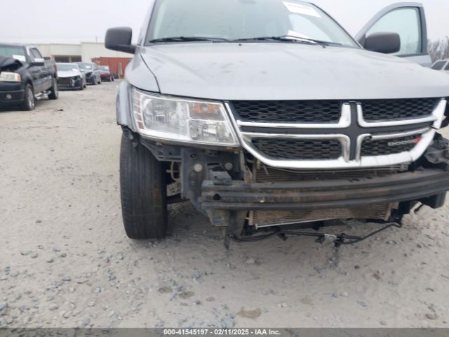 3C4PDCAB9JT520769 Dodge JOURNEY SE