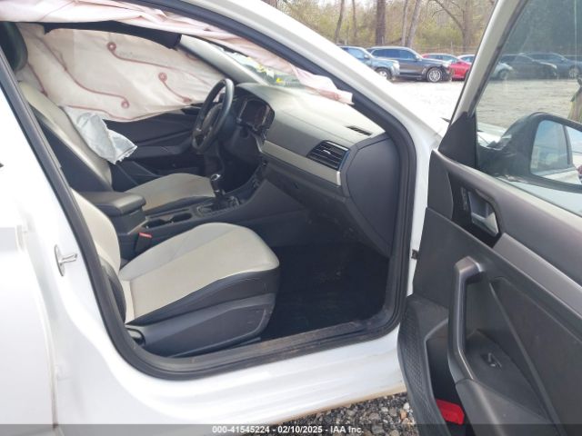 3VWN57BU0LM099658 Volkswagen Jetta 1.4t R-line/1.4t S
