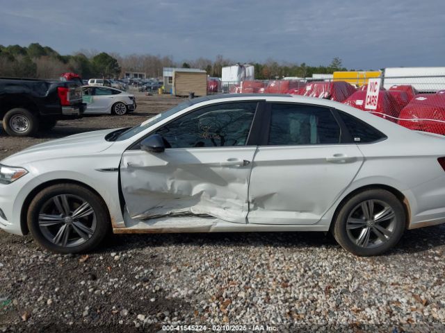 3VWN57BU0LM099658 Volkswagen Jetta 1.4t R-line/1.4t S