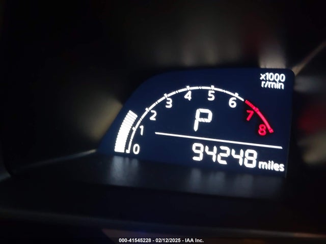JM1BN1U75H1100060 Mazda pe