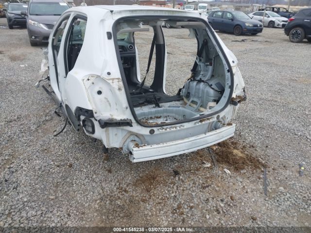 3GNCJNSB2GL226230 Chevrolet Trax 1ls