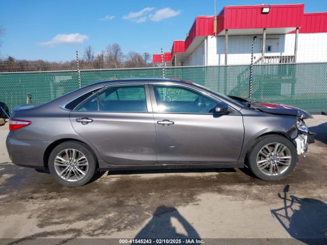 4T1BF1FK1HU425412 Toyota CAMRY SE