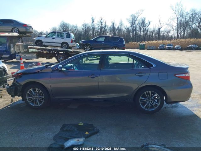 4T1BF1FK1HU425412 Toyota CAMRY SE