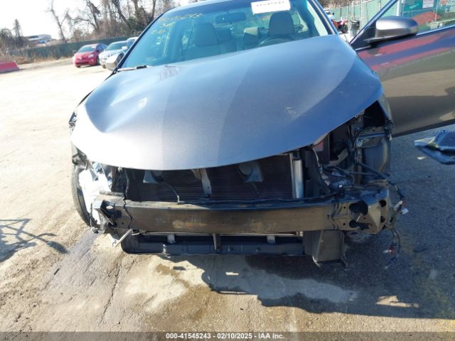 4T1BF1FK1HU425412 Toyota CAMRY SE